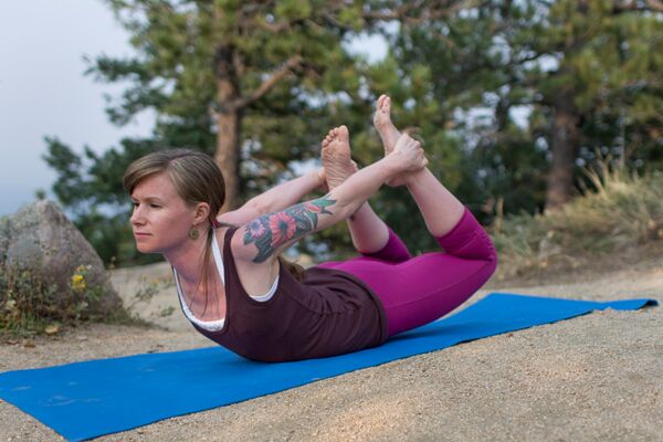 dhanusrasana